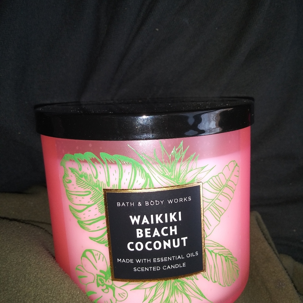 BBW 3 wick candle